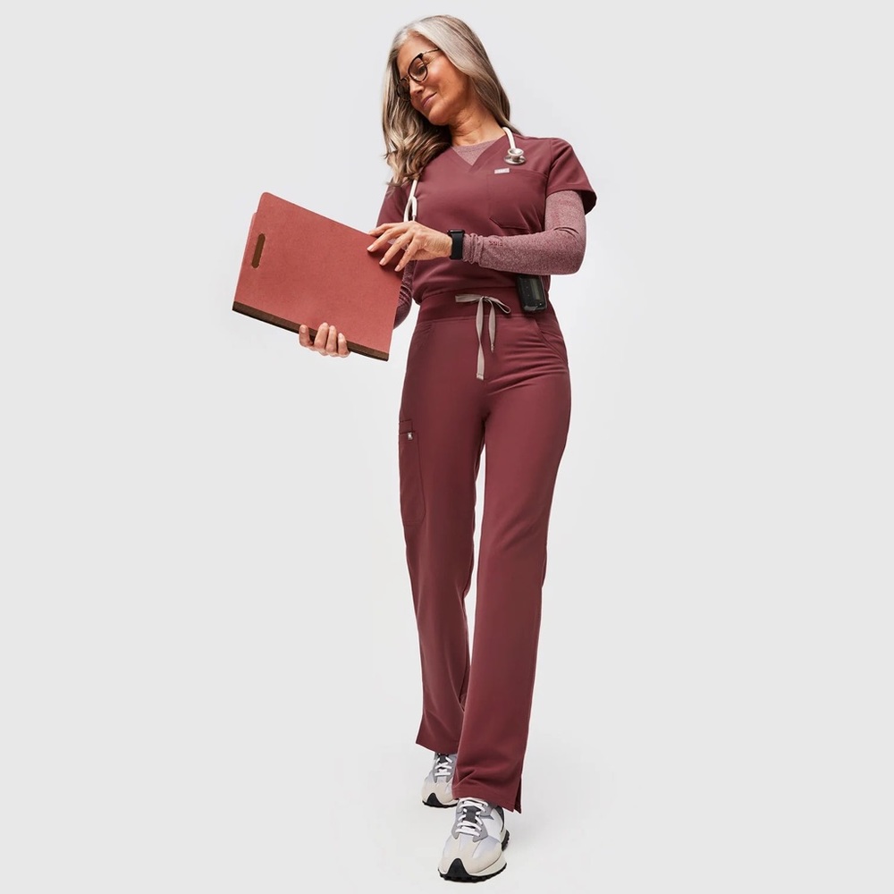 FIGS Scrub Set Dark Cherry - XS / XS (TALL)